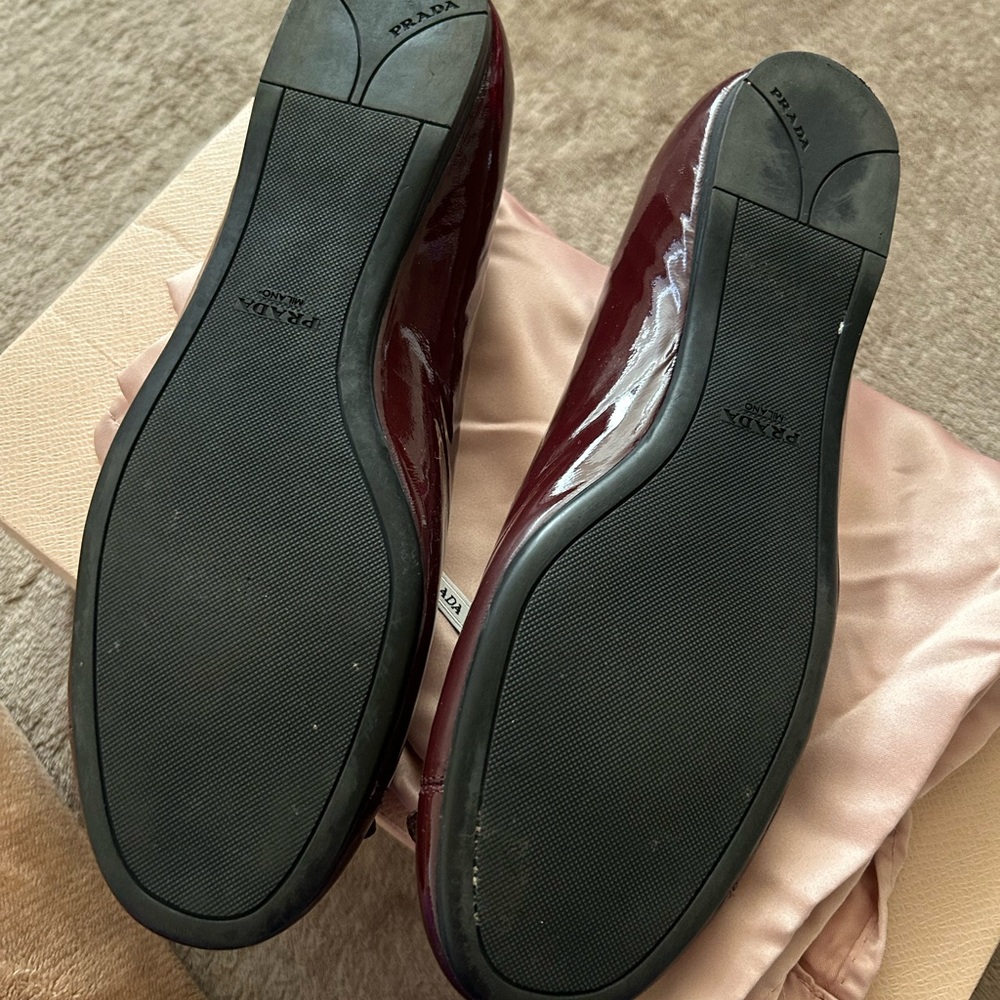 Prada Brown Flats & Loafers with Decorative Bow - Picture 2 of 4
